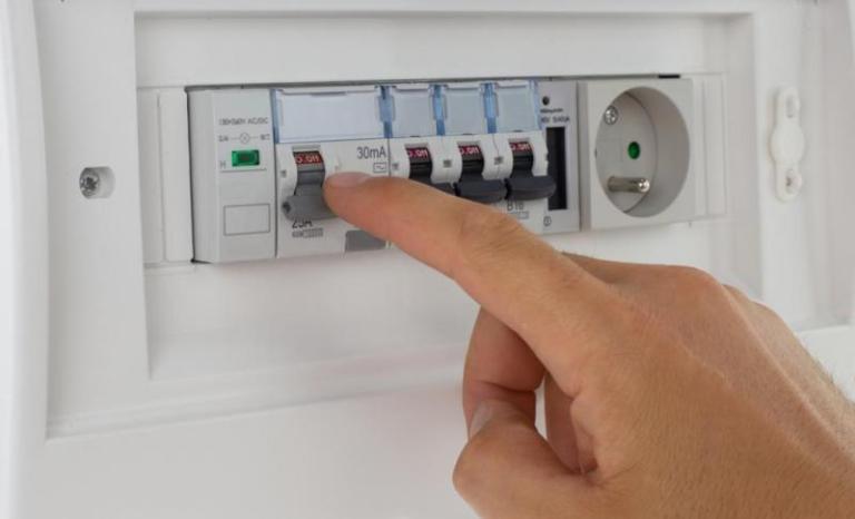 Rénovation électrique de votre habitat, par où commencer ?