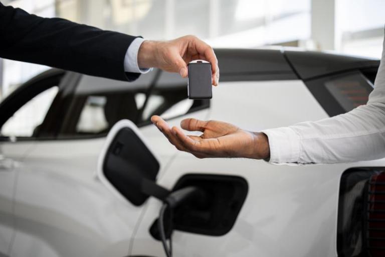 Pourquoi installer une borne de recharge pour votre véhicule électrique ?